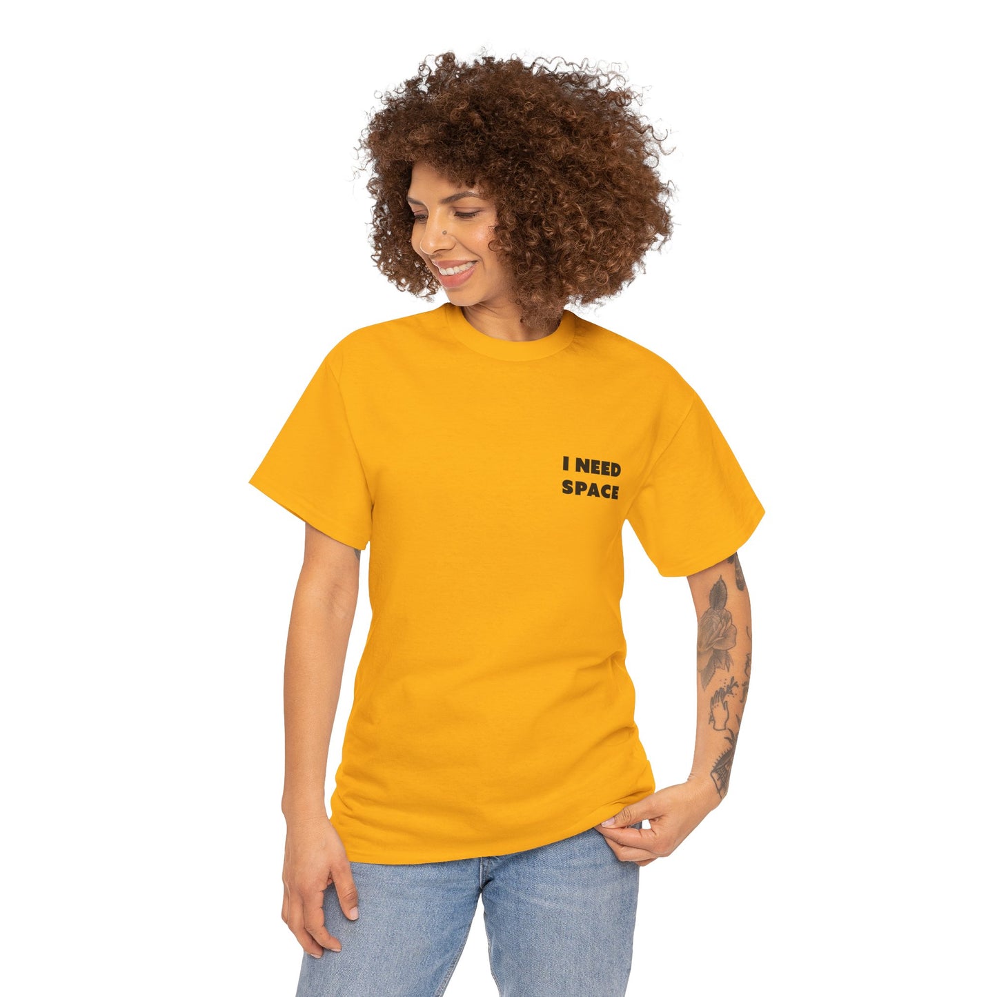 I Need Space Unisex-T-Shirt aus schwerer Baumwolle – lässiges T-Shirt mit Grafik für den Alltag