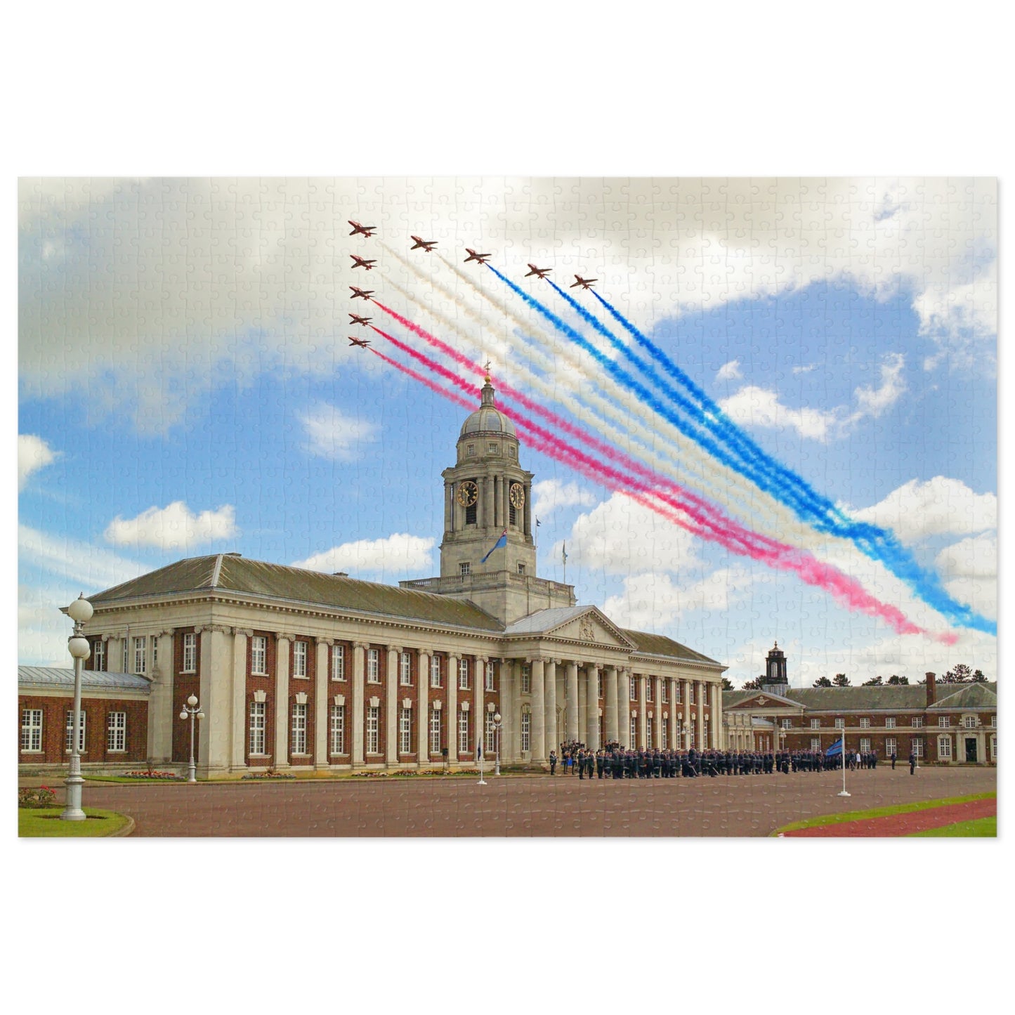 Puzzle : Les flèches rouges volent au-dessus de la RAF Cranwell
