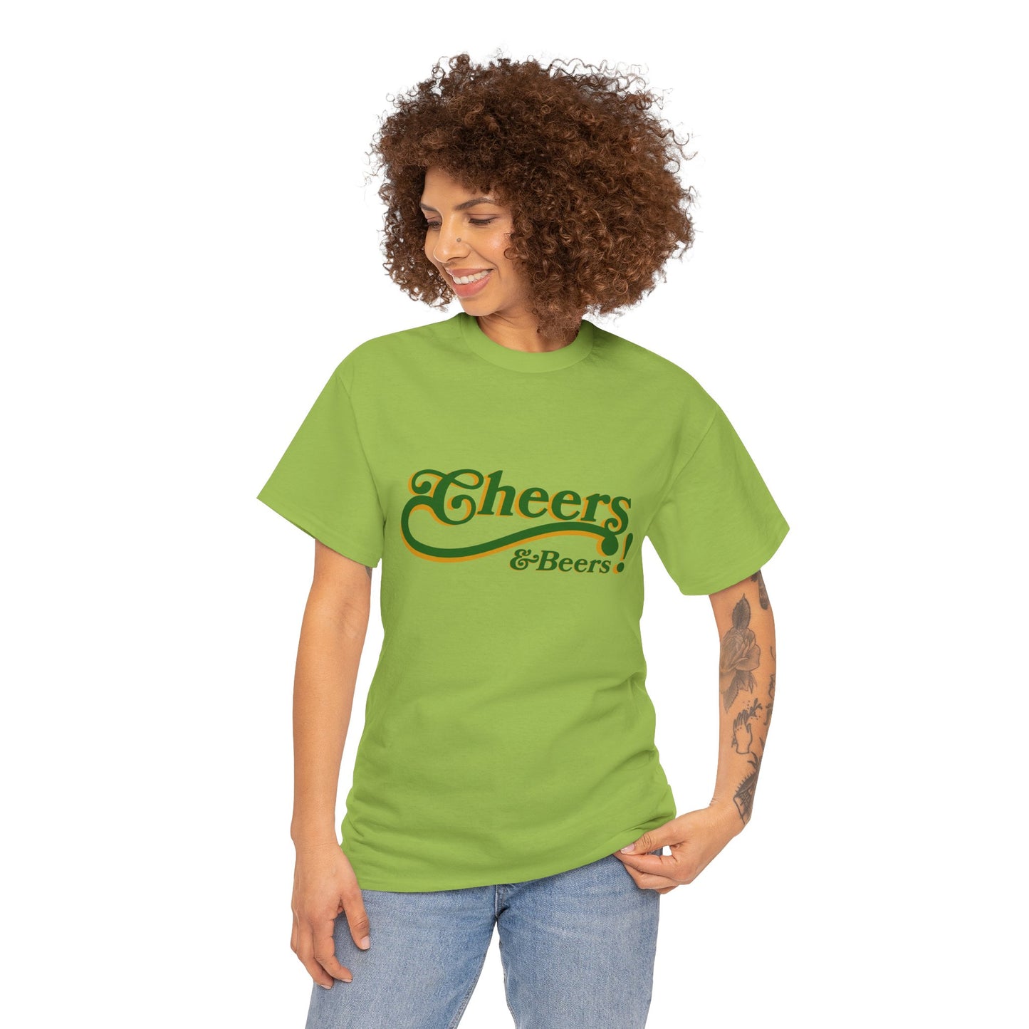 Cheers & Beers Unisex-T-Shirt aus schwerer Baumwolle – Perfekt für Feiern und zwanglose Ausflüge