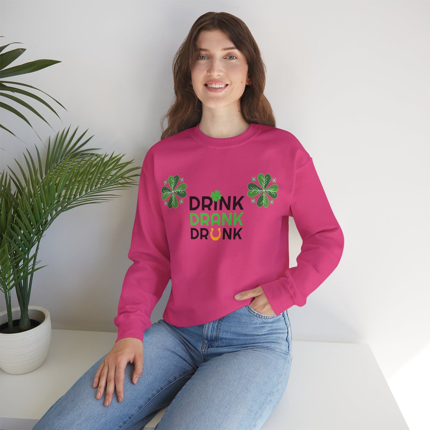 St. Patricks Day Getränk Crewneck Sweatshirt