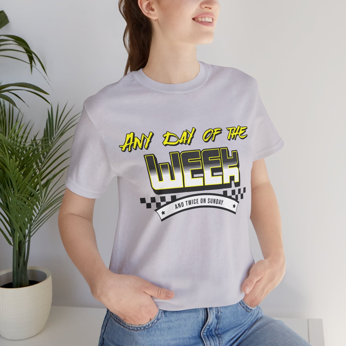Sunday Vibes T-Shirt mit „Jeder Tag der Woche und zweimal an einem Sonntag“