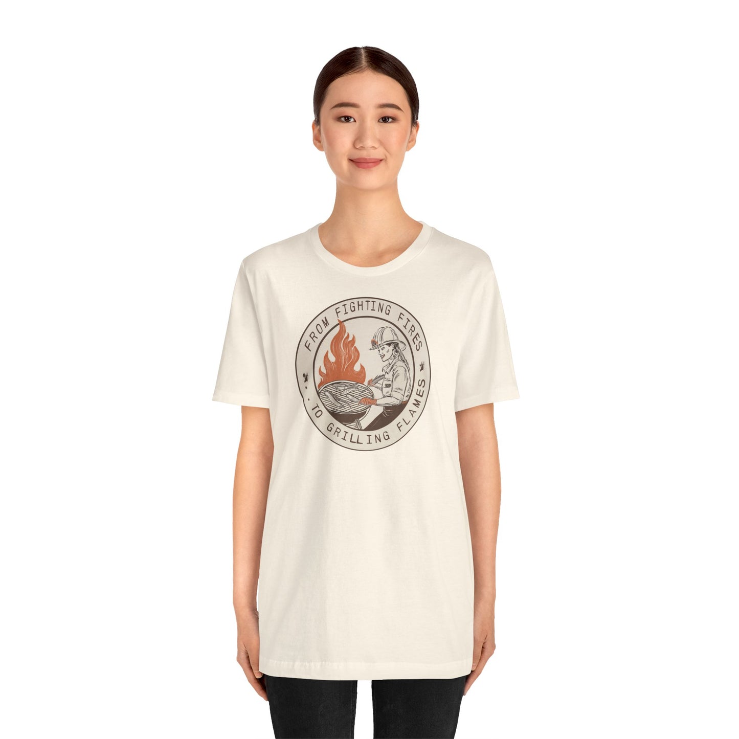 T-shirt à manches courtes Firefighter Grilling – De la lutte contre les incendies aux flammes des grillades