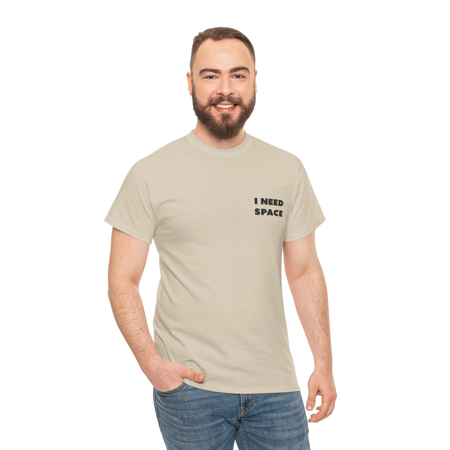 I Need Space Unisex-T-Shirt aus schwerer Baumwolle – lässiges T-Shirt mit Grafik für den Alltag