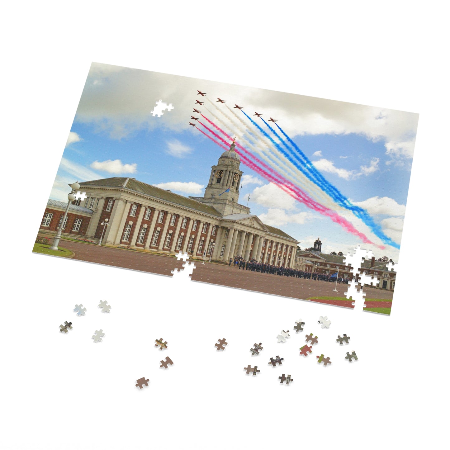 Puzzle : Les flèches rouges volent au-dessus de la RAF Cranwell
