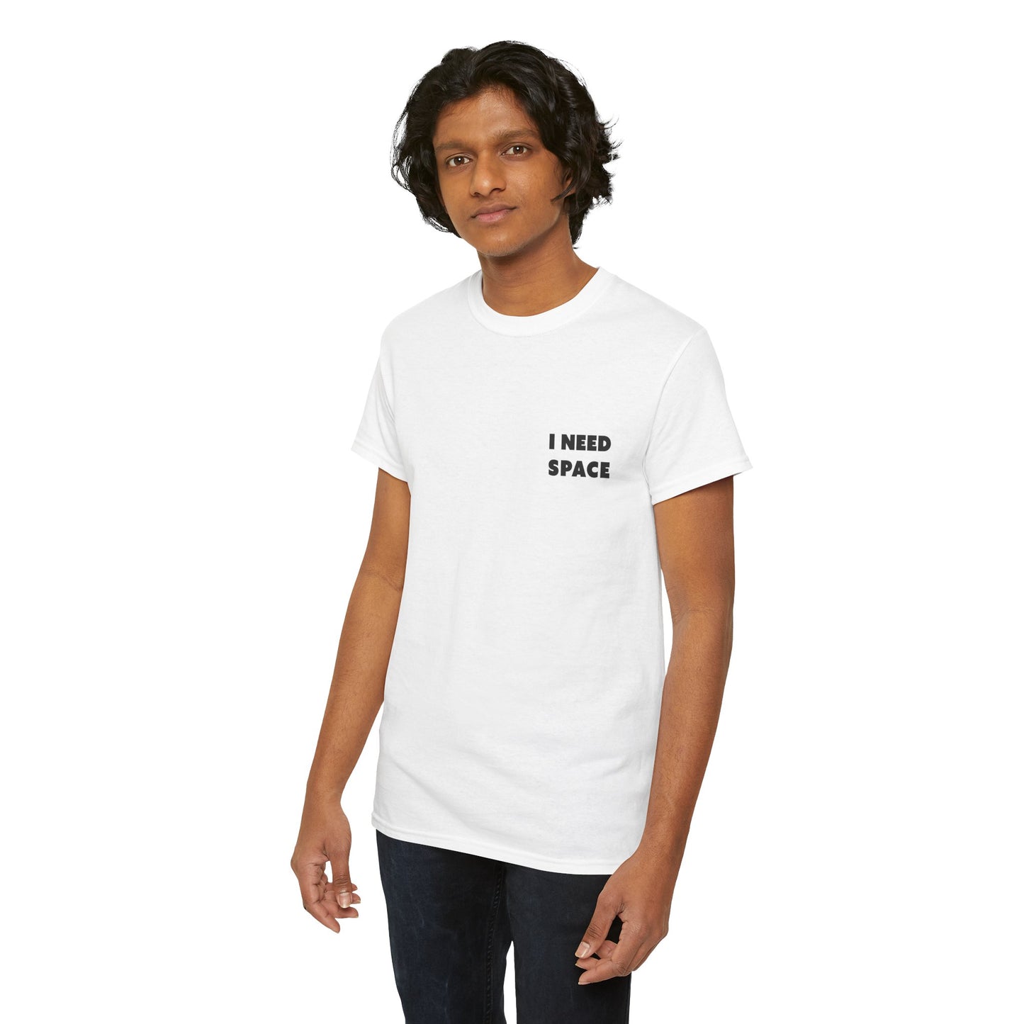 I Need Space Unisex-T-Shirt aus schwerer Baumwolle – lässiges T-Shirt mit Grafik für den Alltag