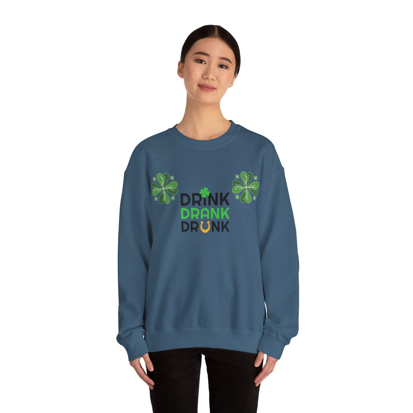 St. Patricks Day Getränk Crewneck Sweatshirt
