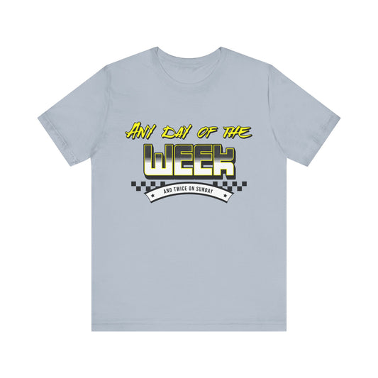Sunday Vibes T-Shirt mit „Jeder Tag der Woche und zweimal an einem Sonntag“