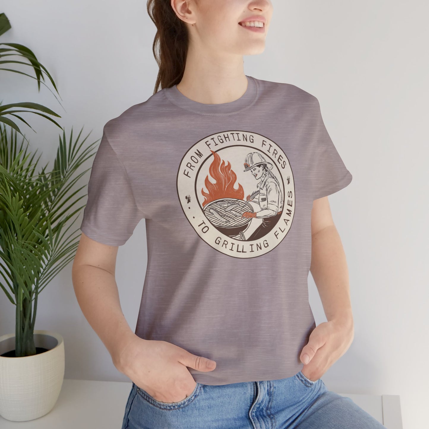 T-shirt à manches courtes Firefighter Grilling – De la lutte contre les incendies aux flammes des grillades